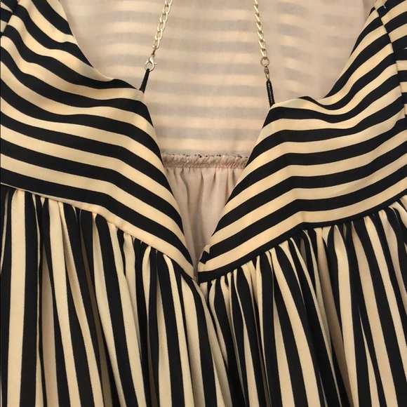 Cream and black high low dress - Picture 5 of 6